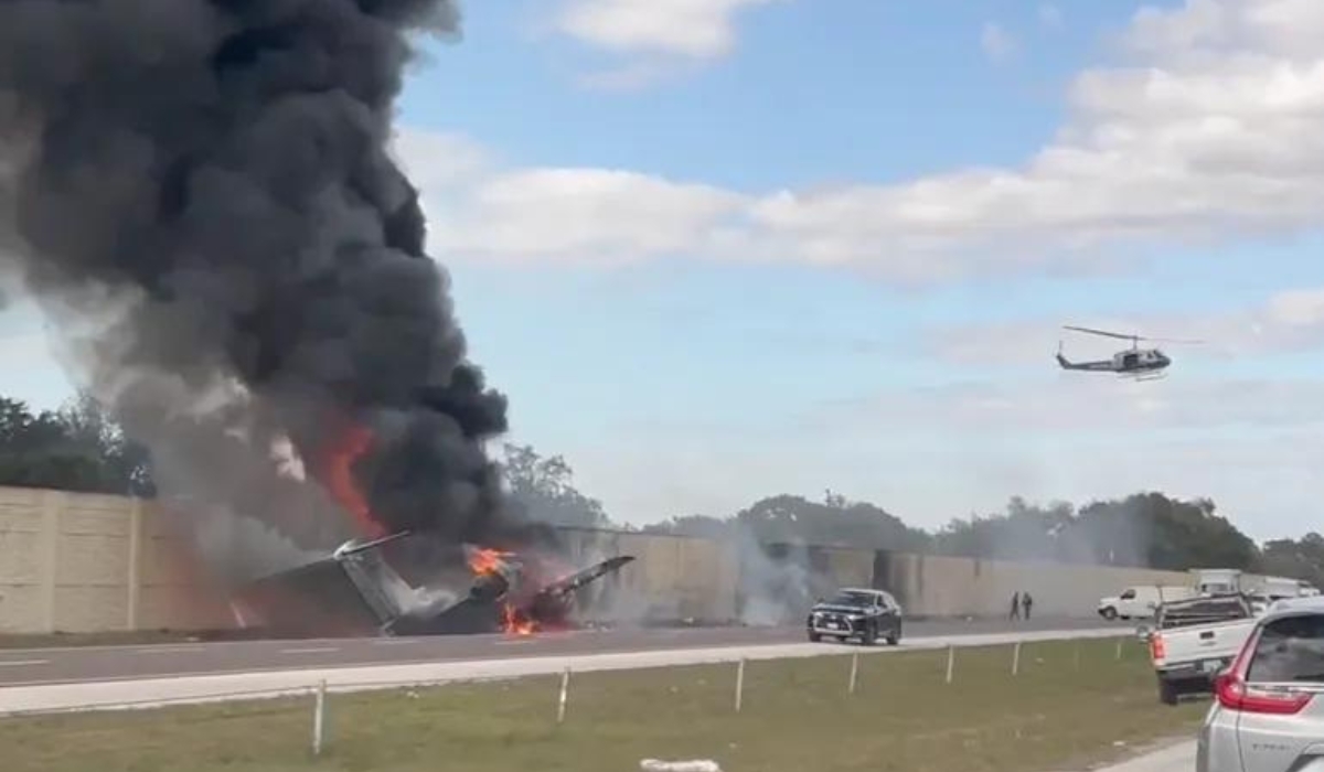  Investigation underway after plane crash in Naples claims the lives of two on a US highway